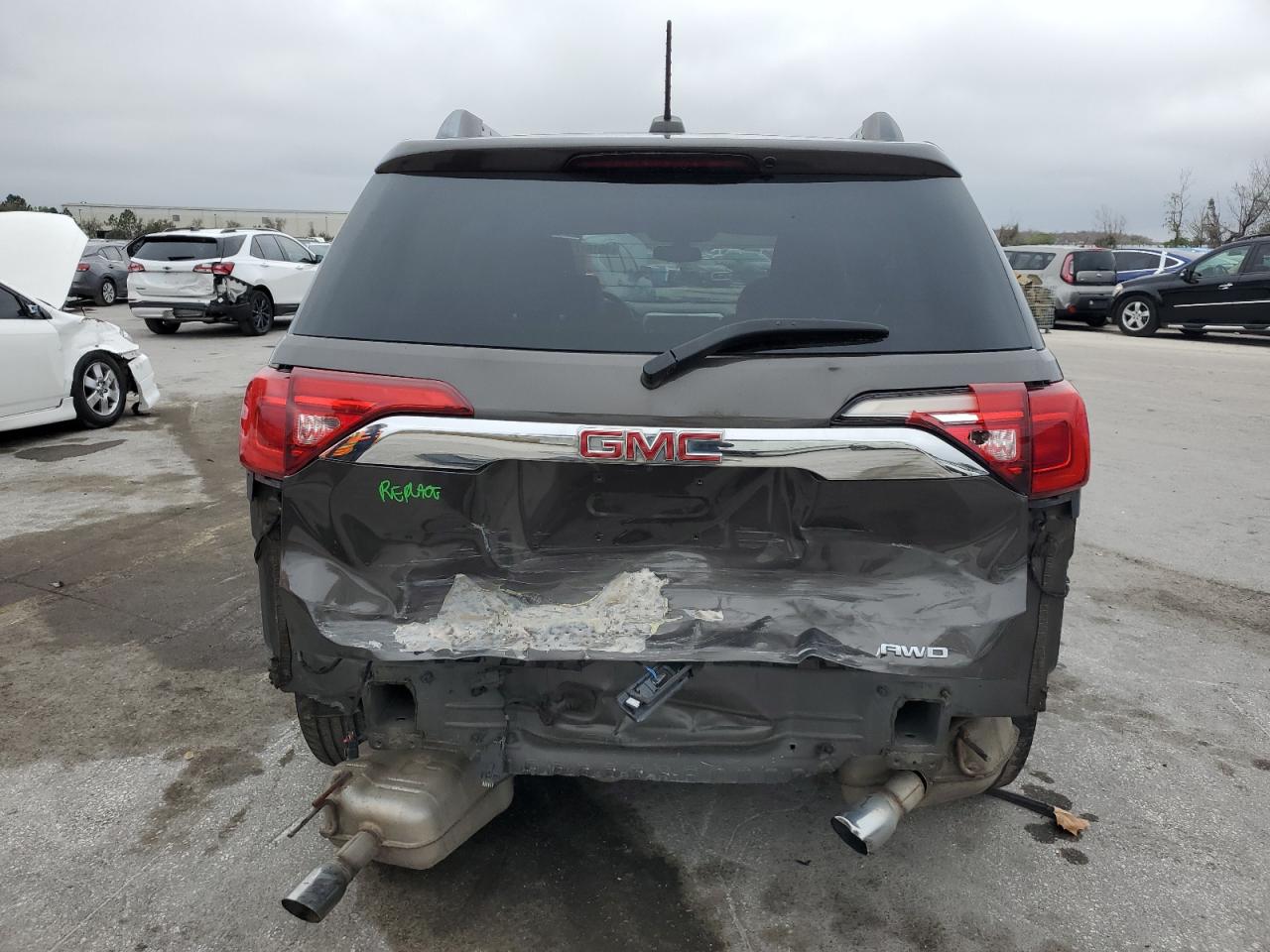 2019 GMC Acadia - Image 6