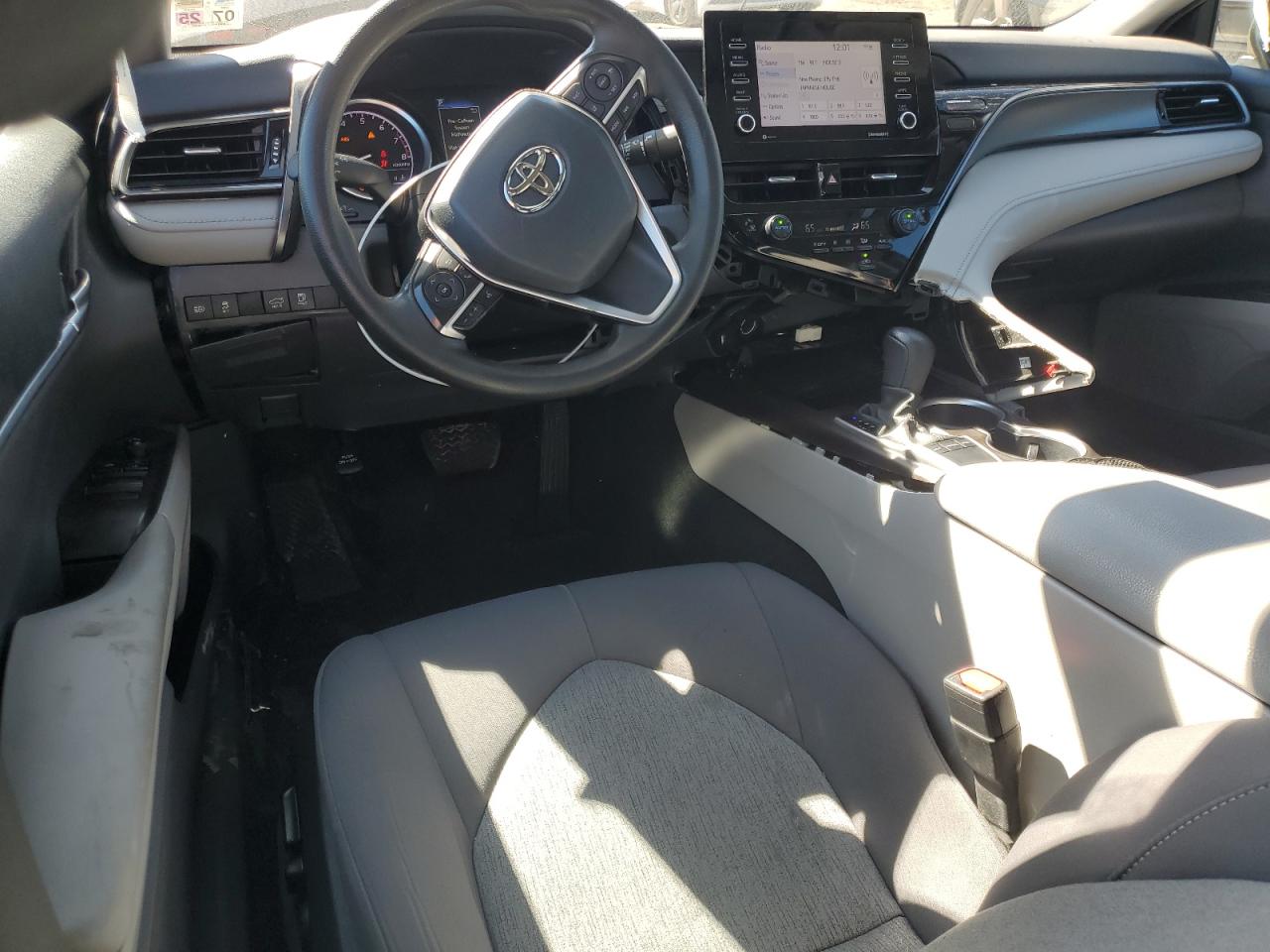 2022 Toyota Camry - Image 8