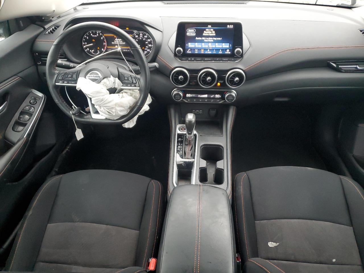 2022 Nissan Sentra - Image 8