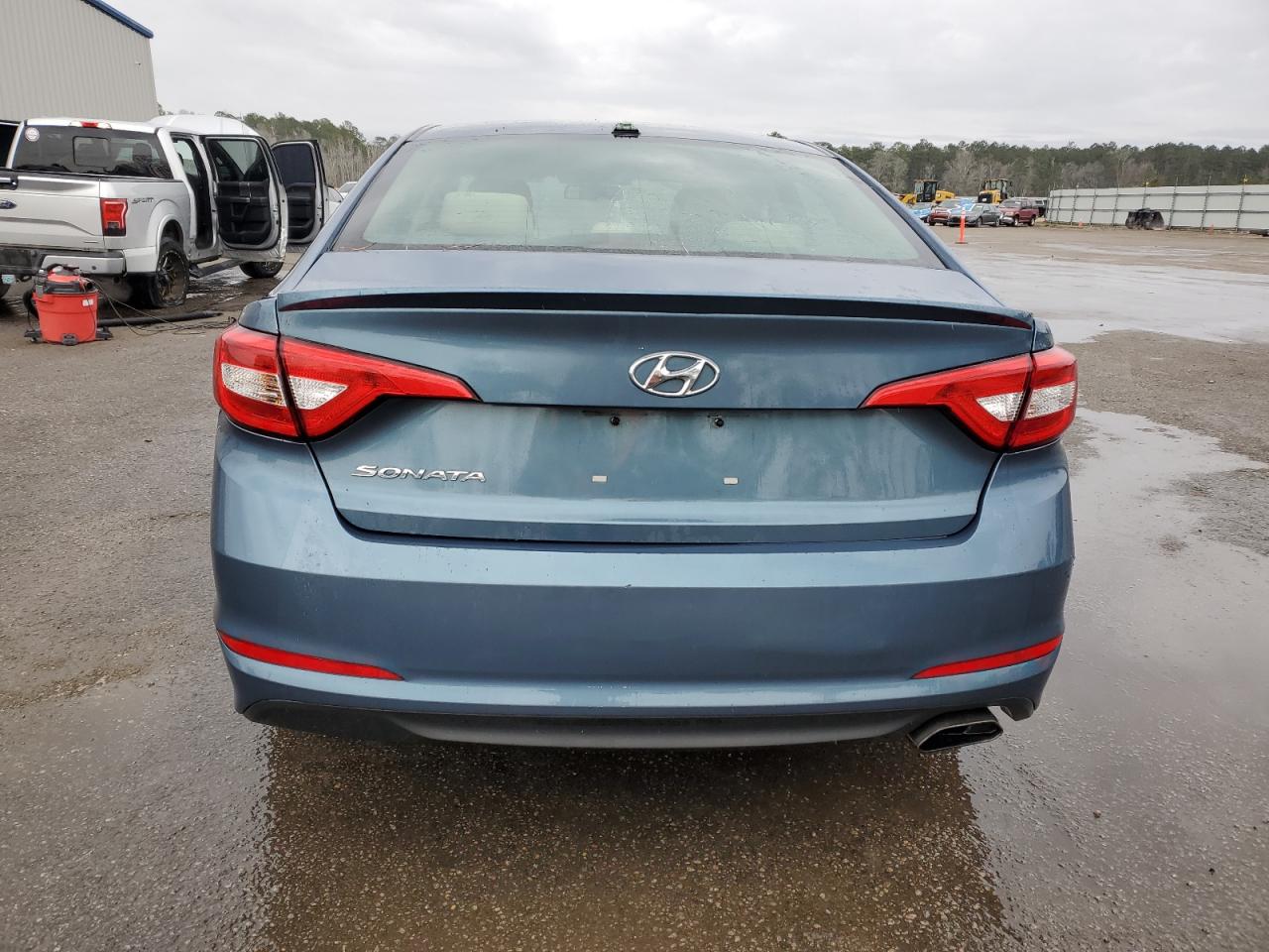 2016 Hyundai Sonata - Image 6