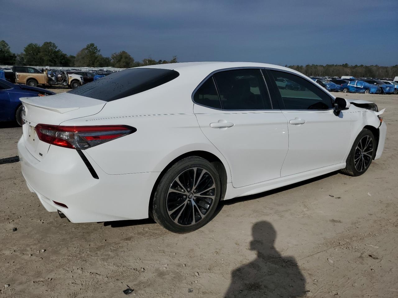 2018 Toyota Camry - Image 3