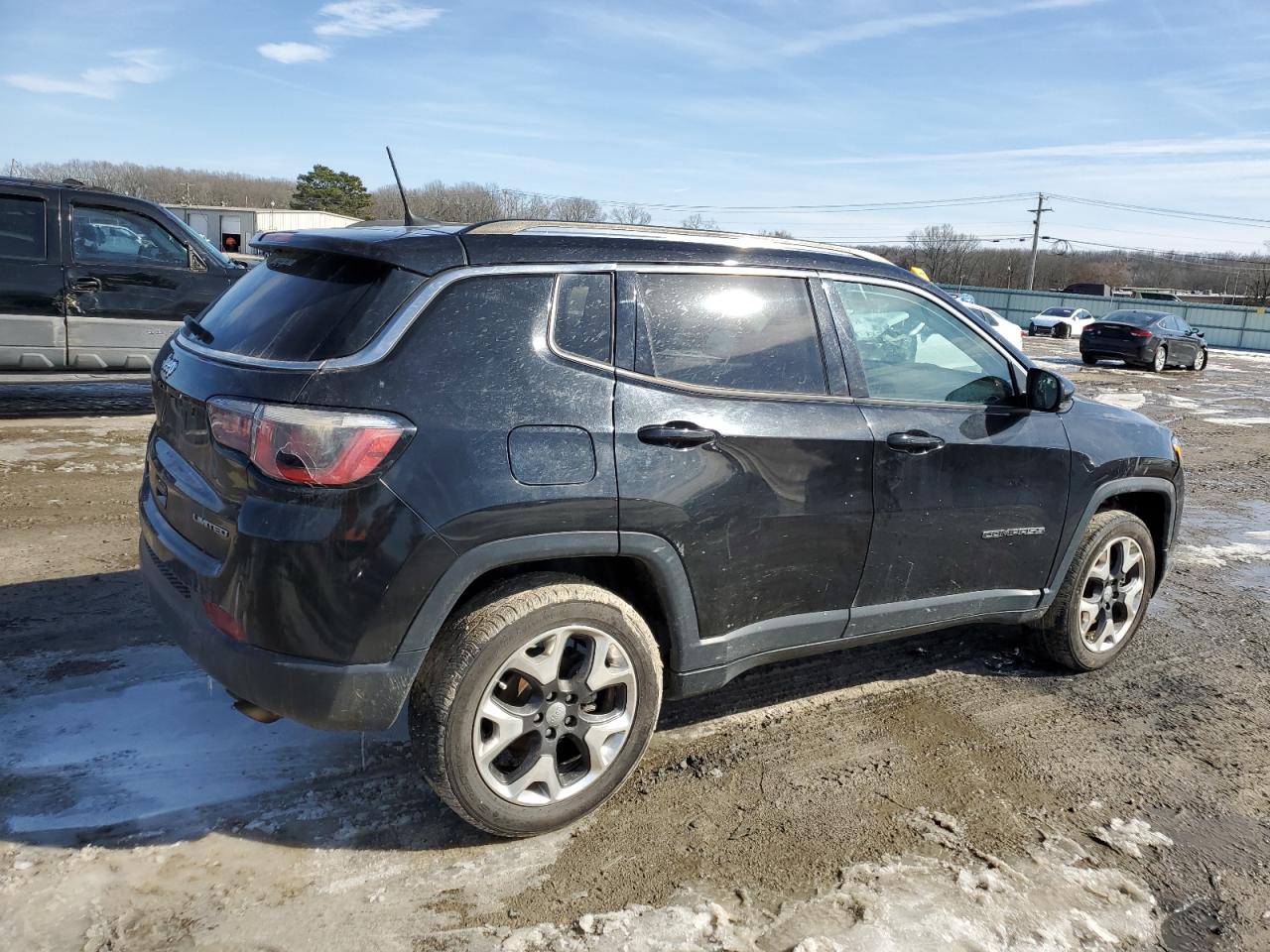 2019 Jeep Compass - Image 3