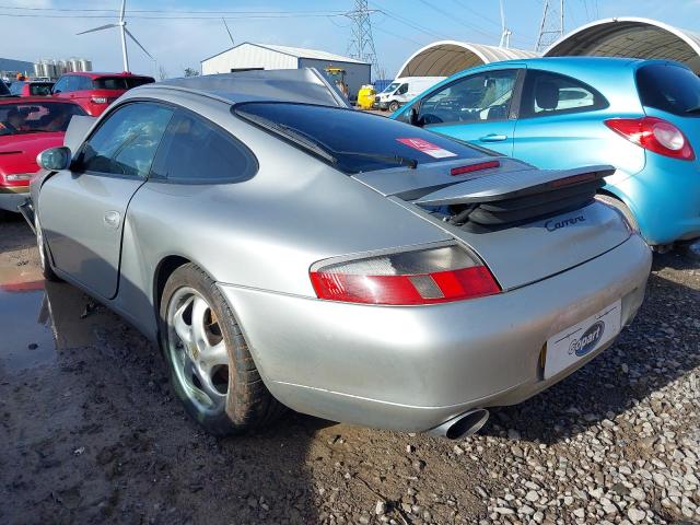 2001 PORSCHE 911 CARRER