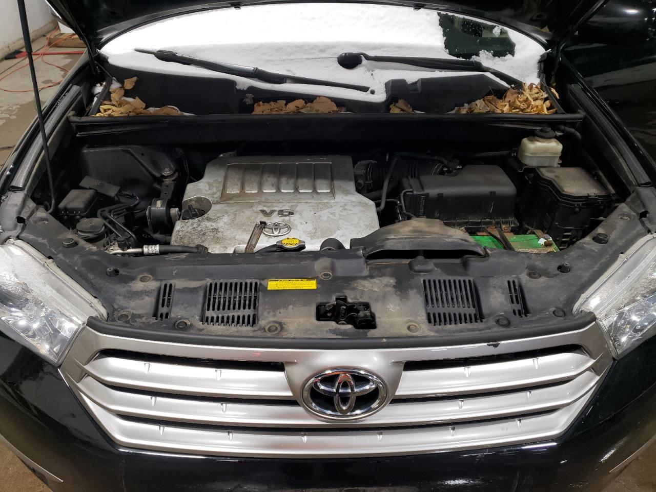 2013 Toyota Highlander - Image 12