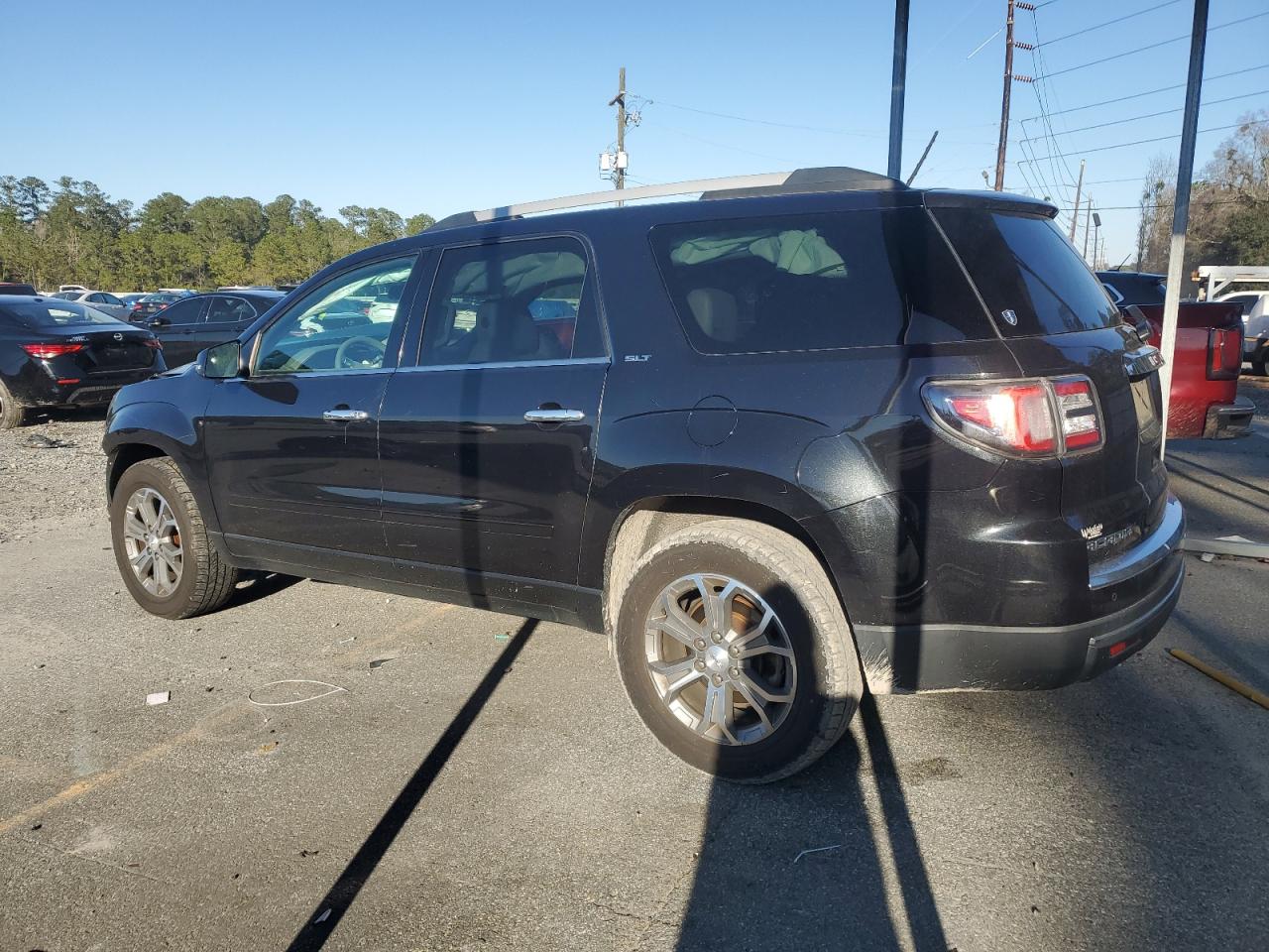 2014 GMC Acadia - Image 2