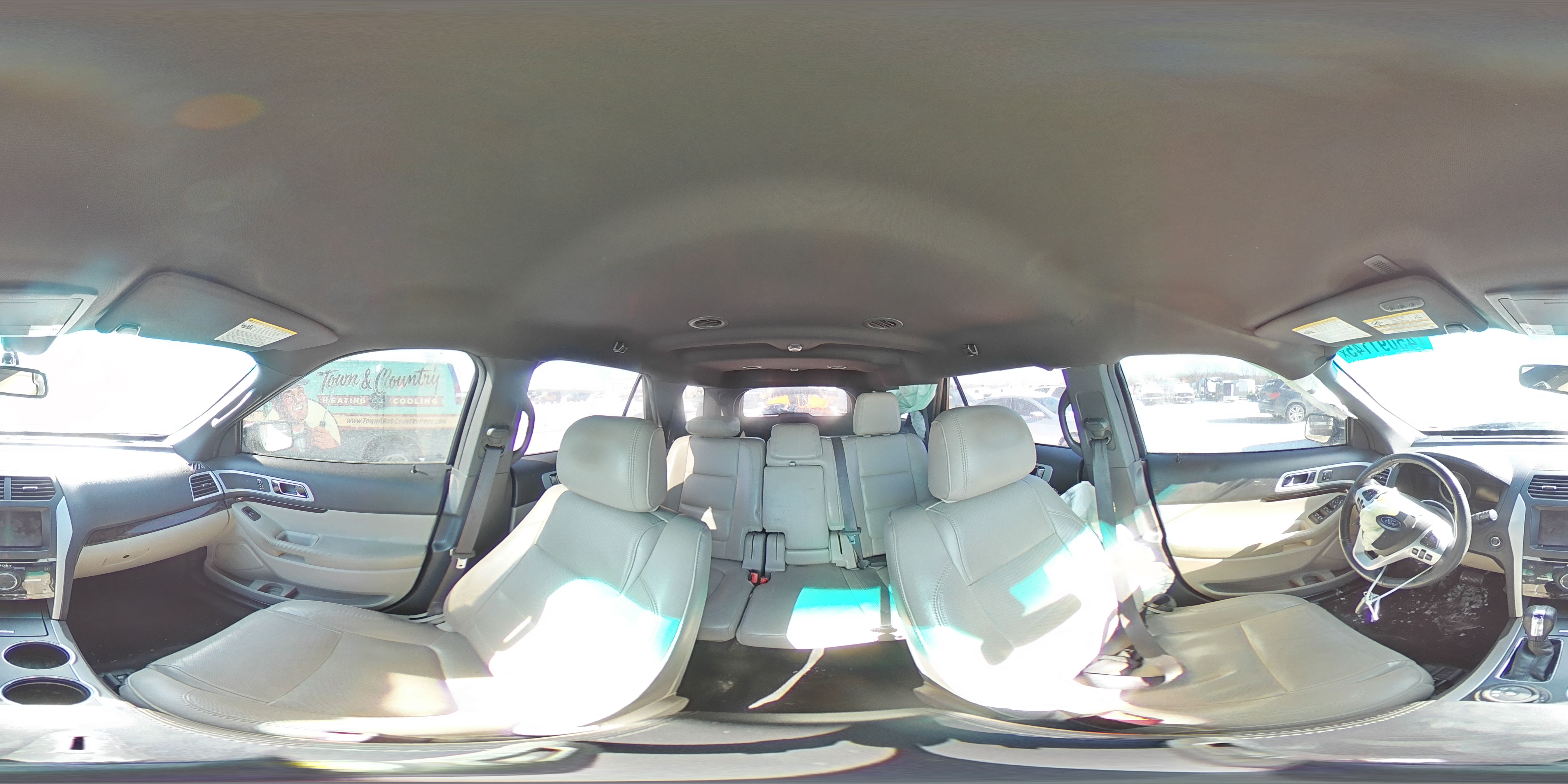 2011 Ford Explorer - Image 13