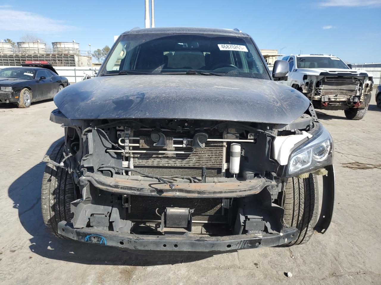 2016 Infiniti QX80 - Image 5