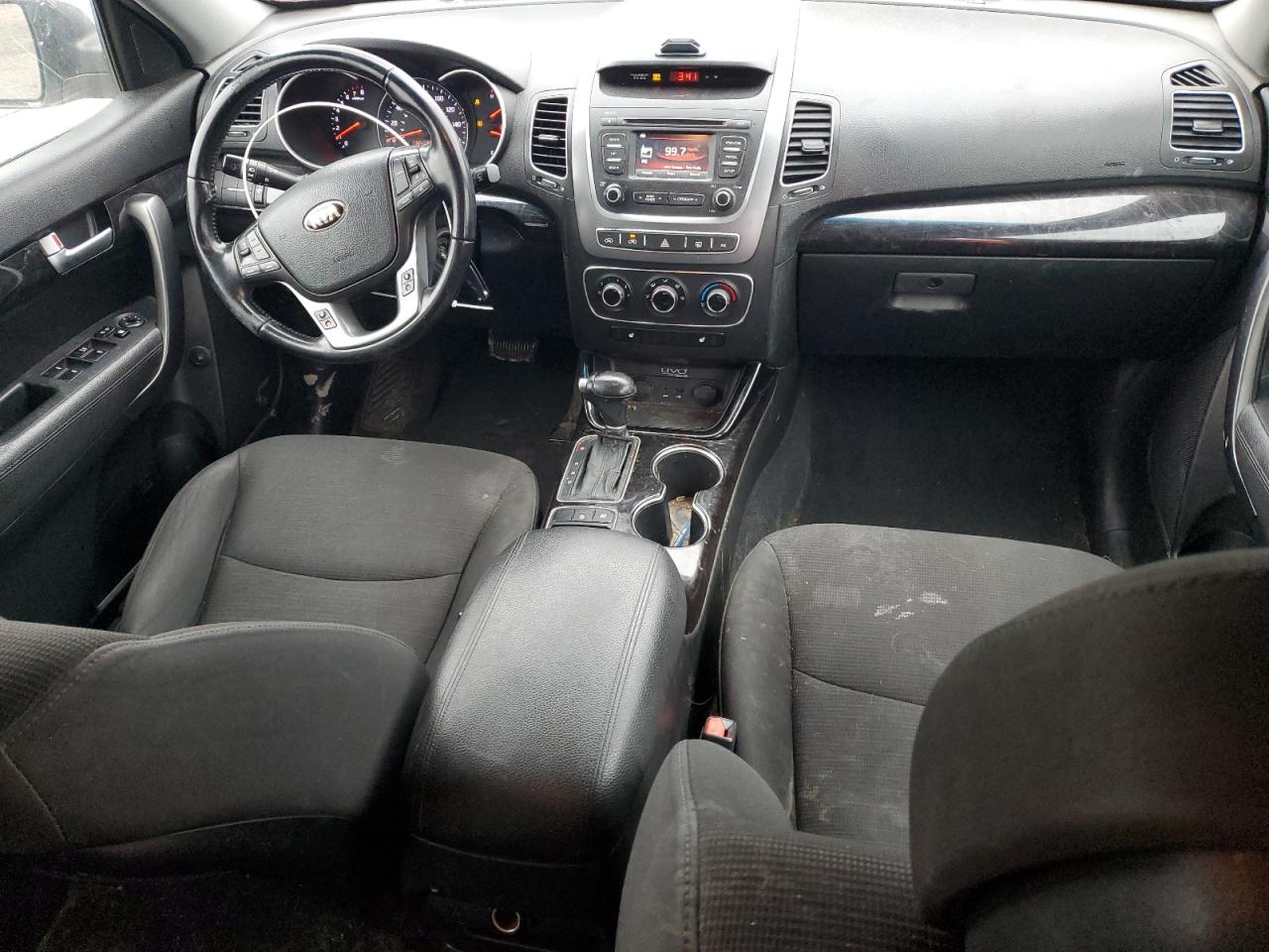 2014 Kia Sorento - Image 8