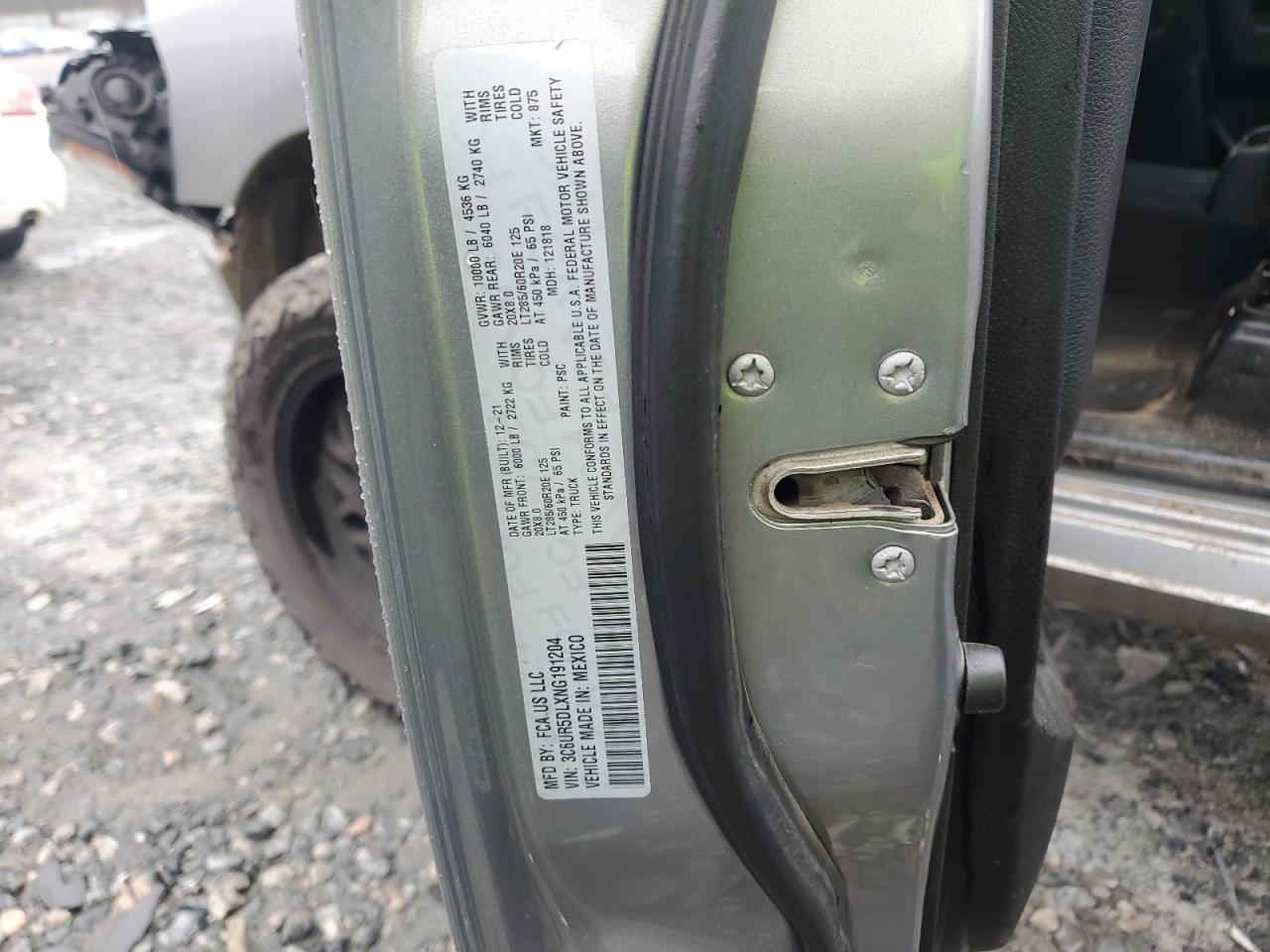 2022 RAM 2500 - Image 12