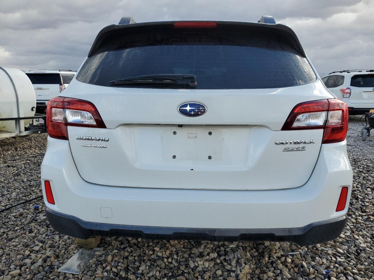 2017 Subaru Outback - Image 6