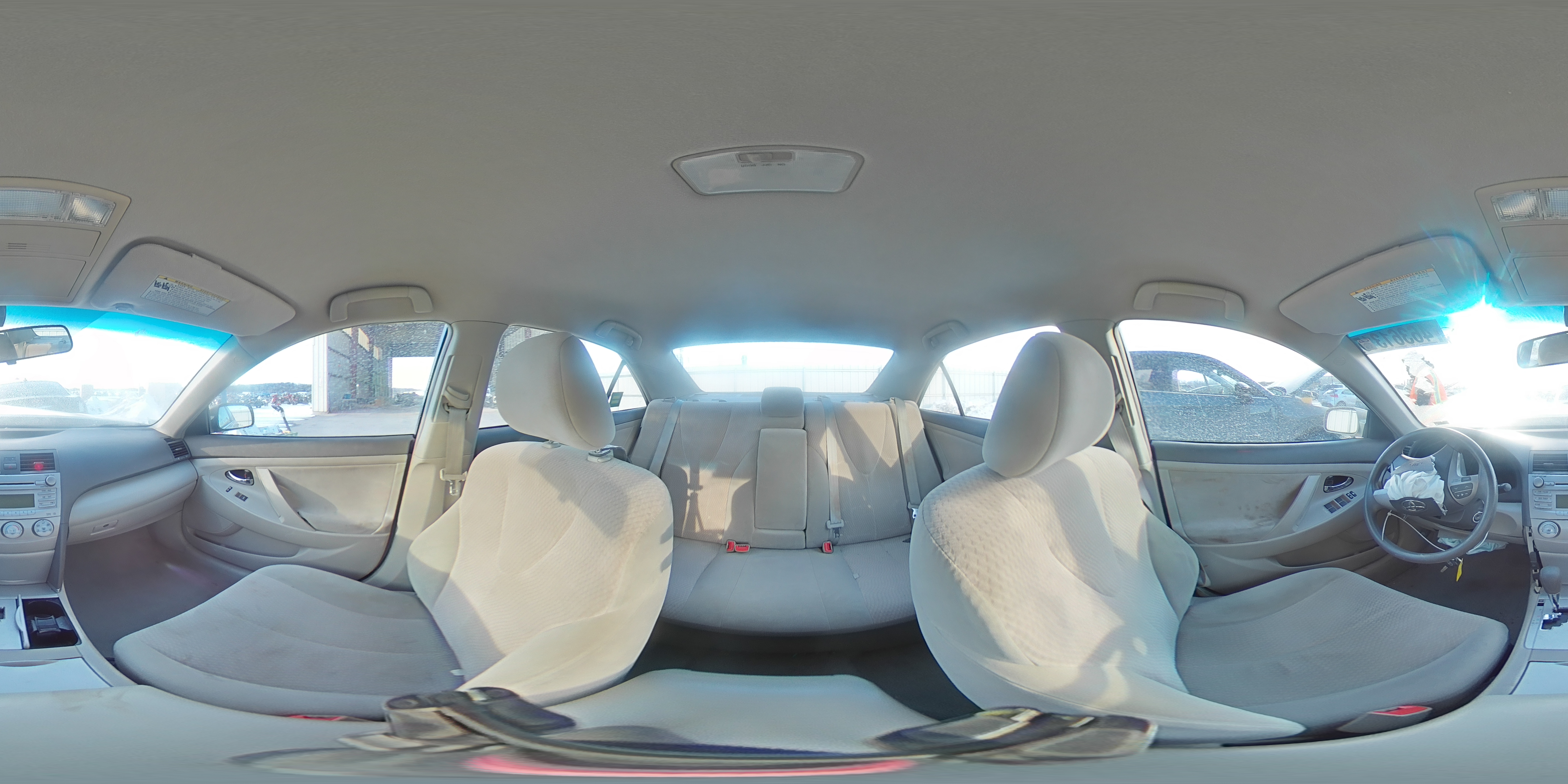 2011 Toyota Camry - Image 12