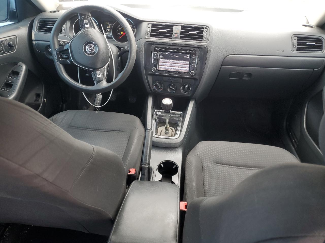 2015 Volkswagen Jetta - Image 8
