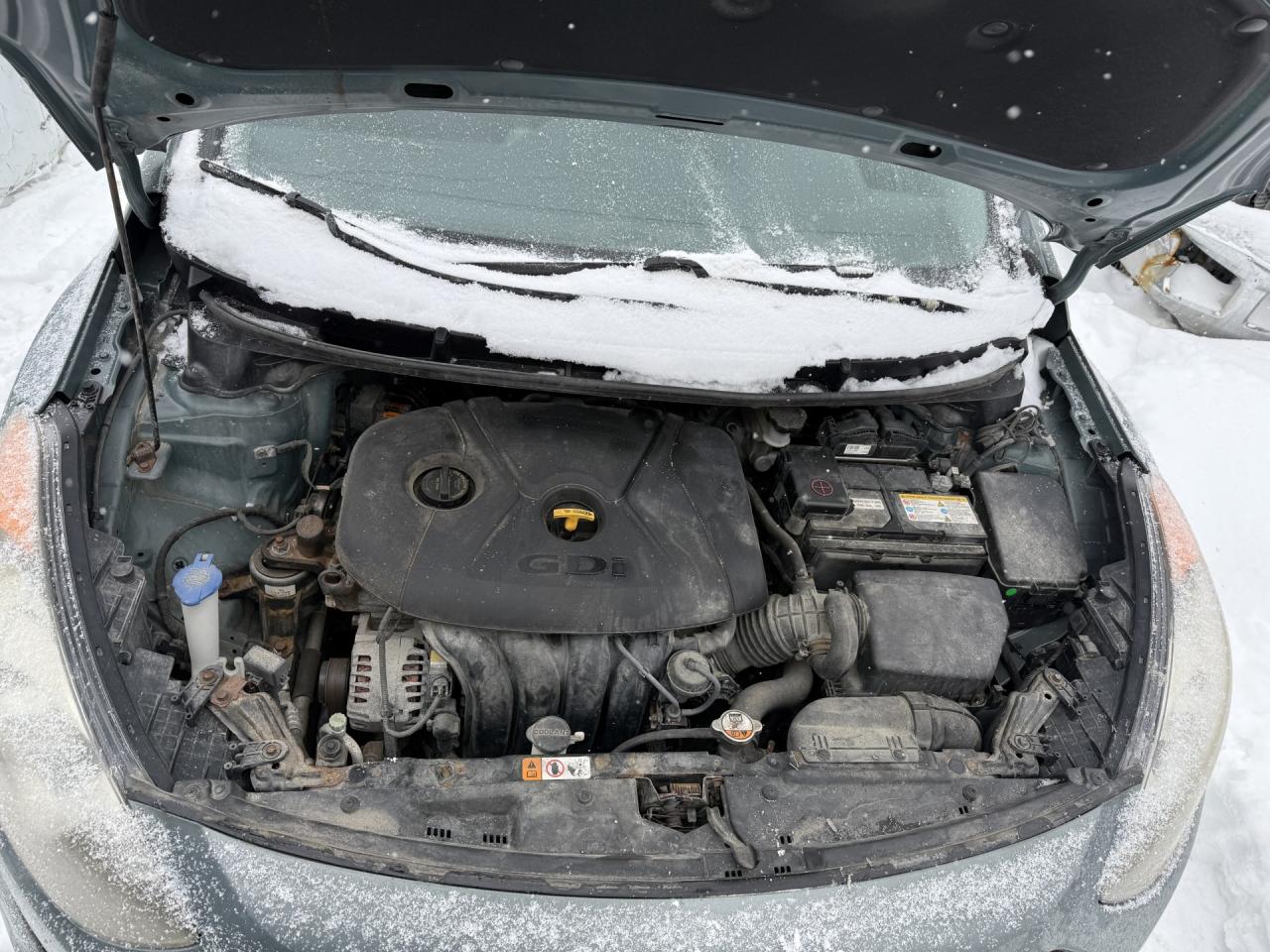 2014 Hyundai Elantra - Image 11