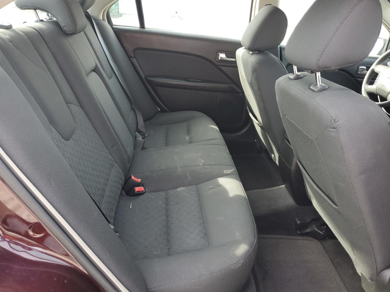2011 Ford Fusion - Image 10