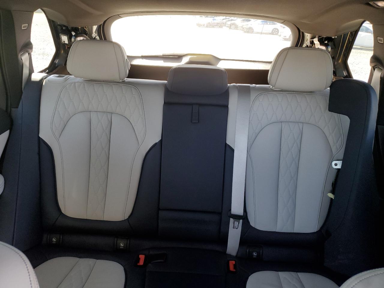 2021 BMW X5 - Image 10