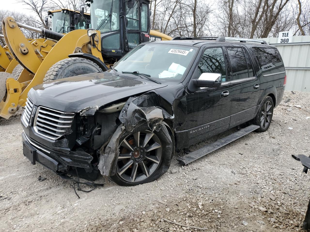 2017 Lincoln Navigator - Image 1