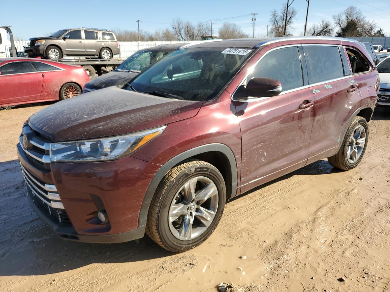 2018 Toyota Highlander - Image 1