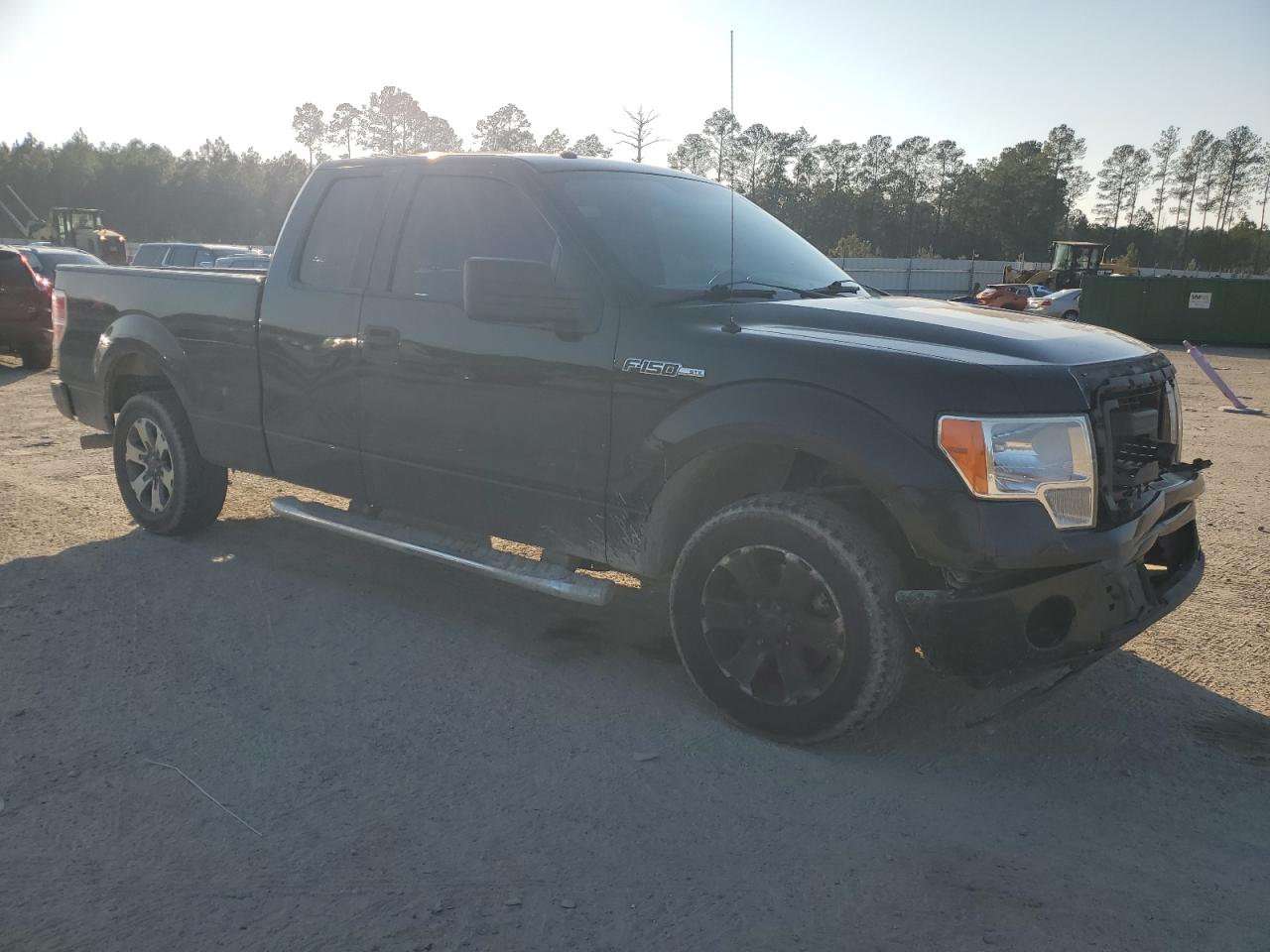 2013 Ford F-150 - Image 4