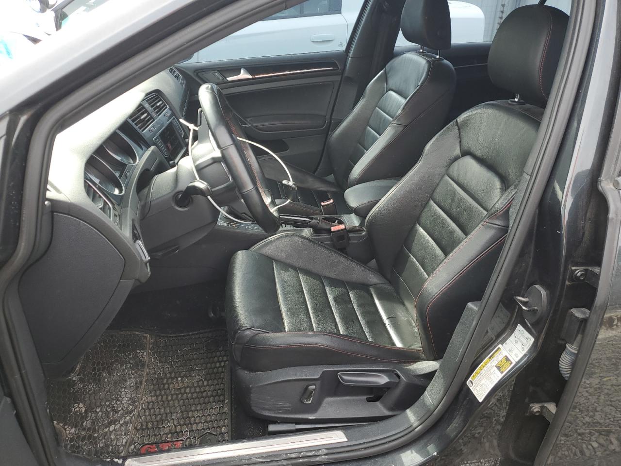 2016 Volkswagen GTI - Image 7