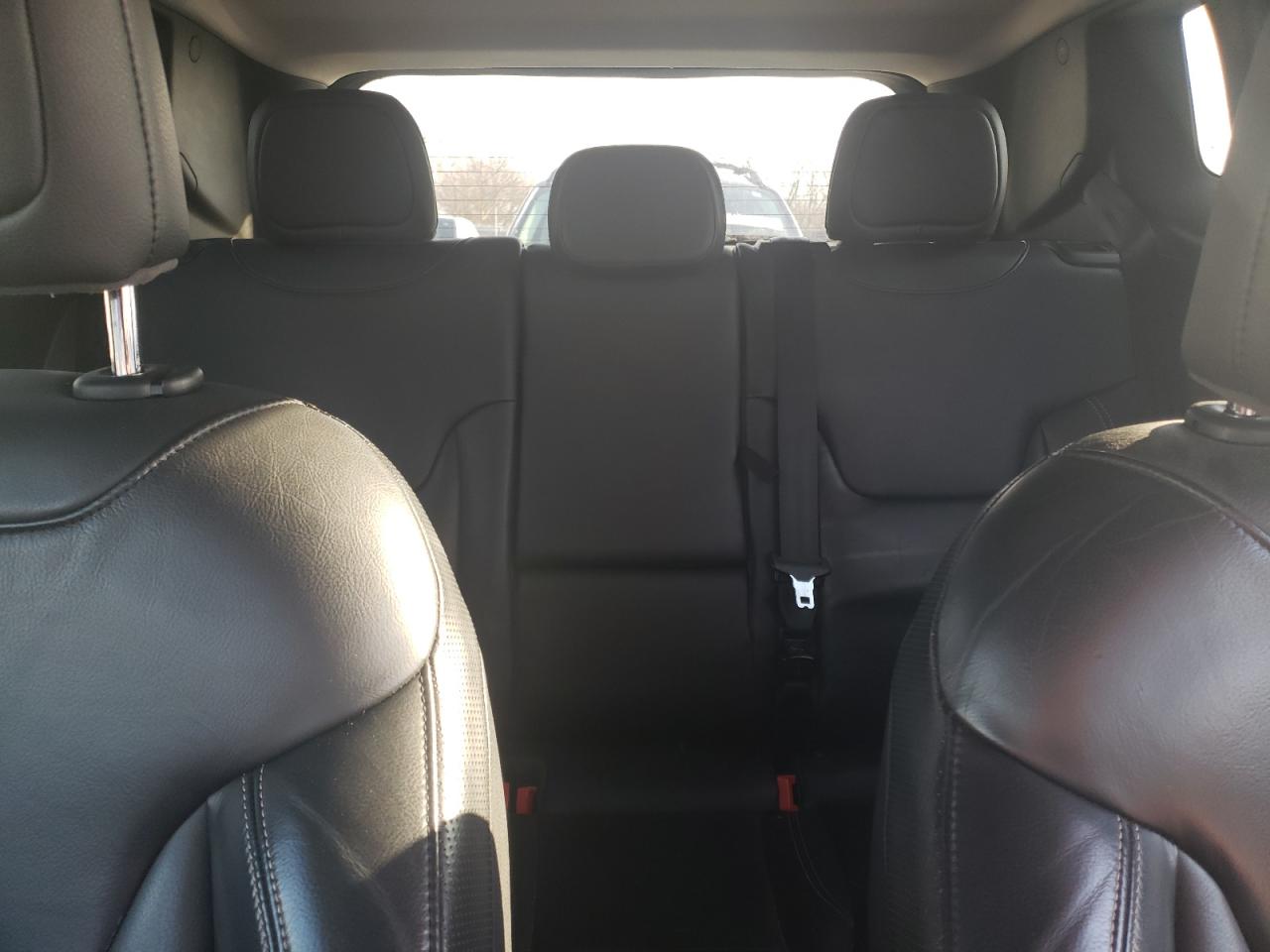 2017 Jeep Renegade - Image 10
