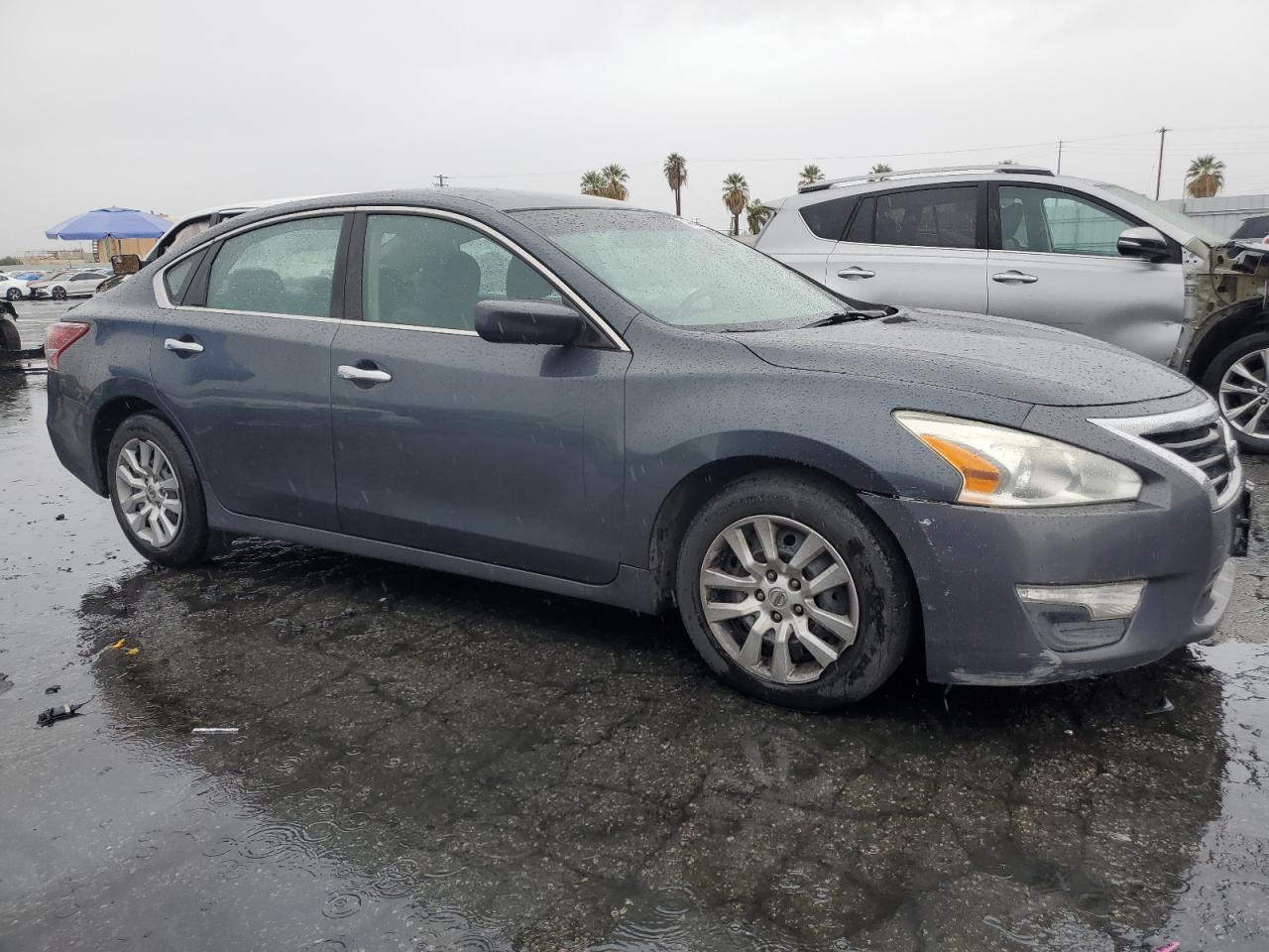 2013 Nissan Altima - Image 4