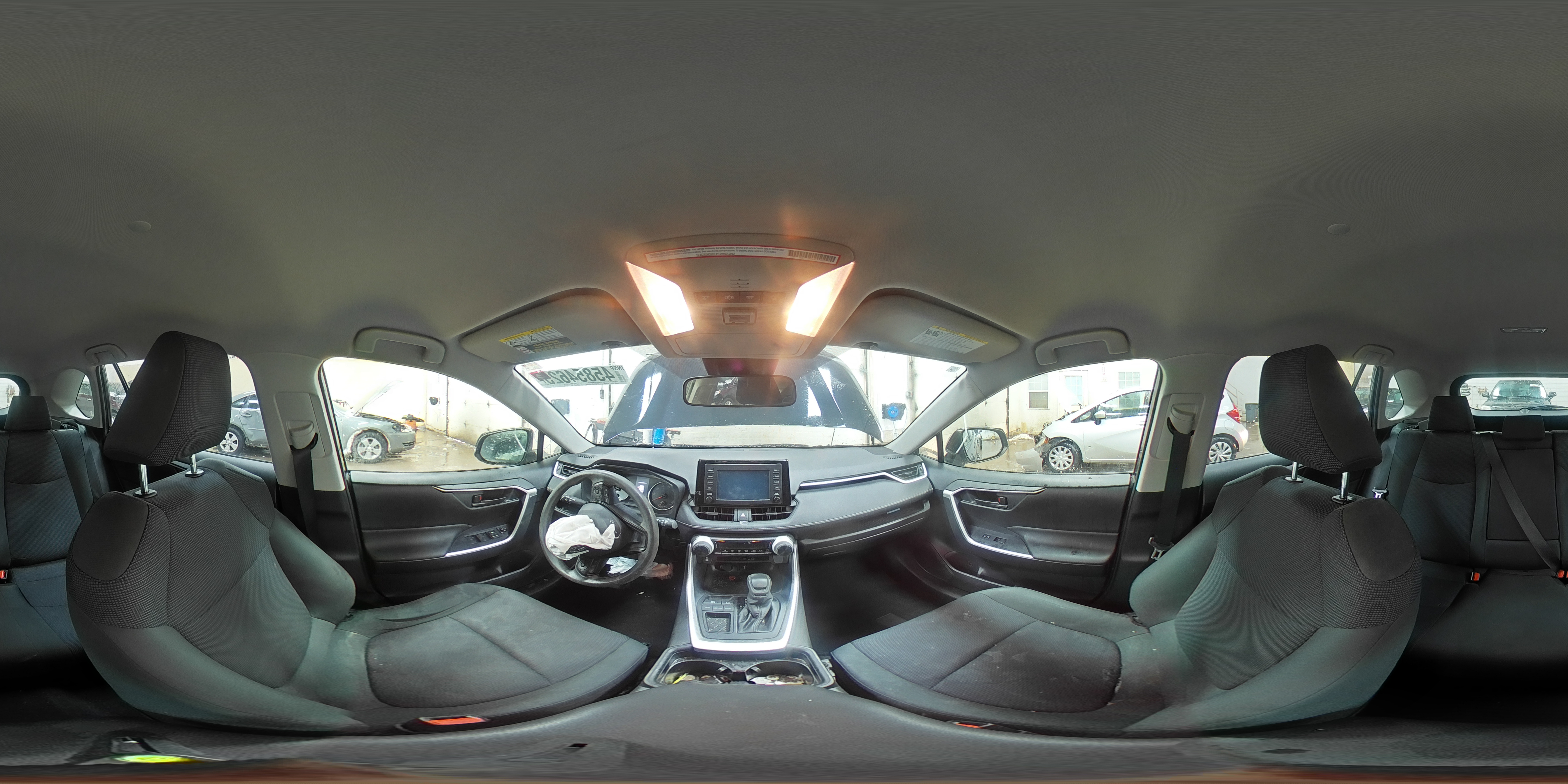 2019 Toyota RAV 4 - Image 15