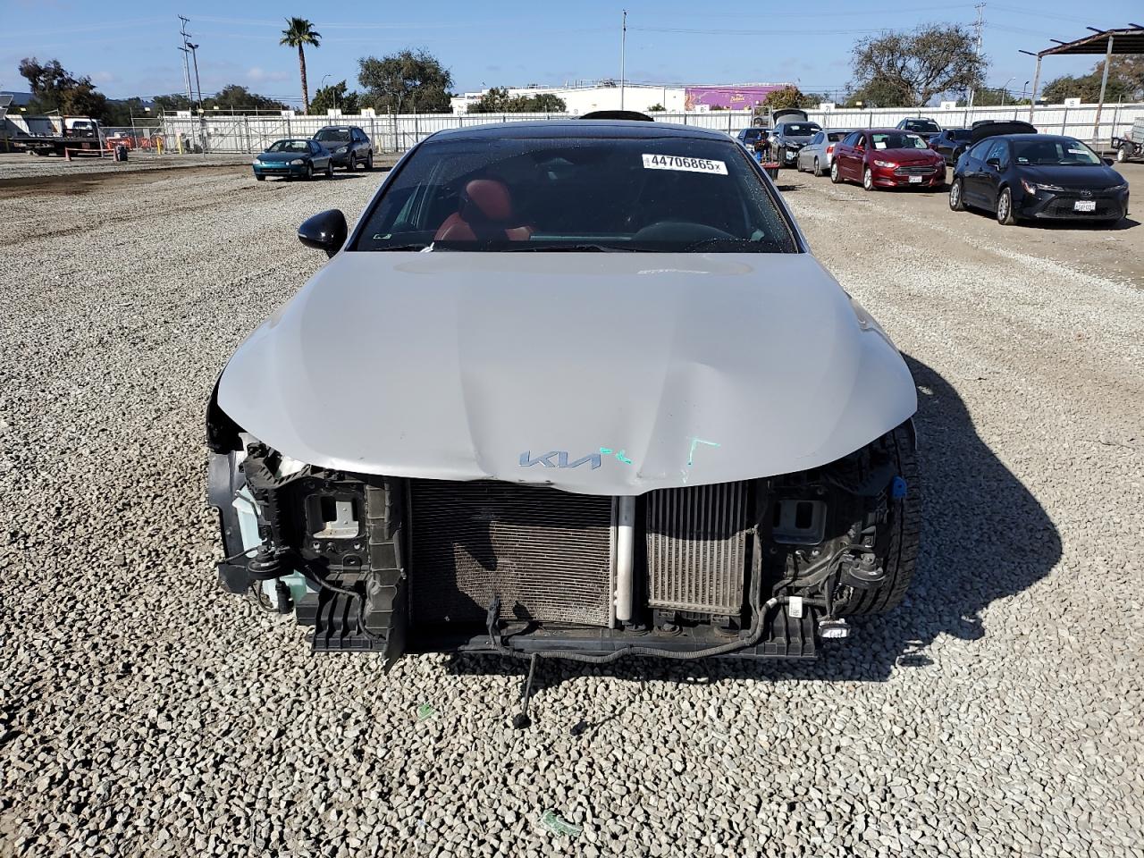 2022 Kia K5 - Image 5