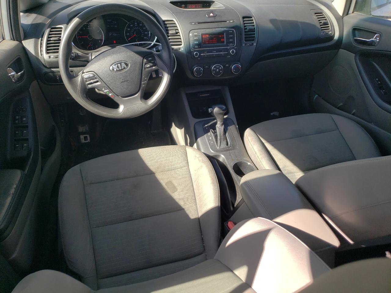 2015 Kia Forte - Image 8