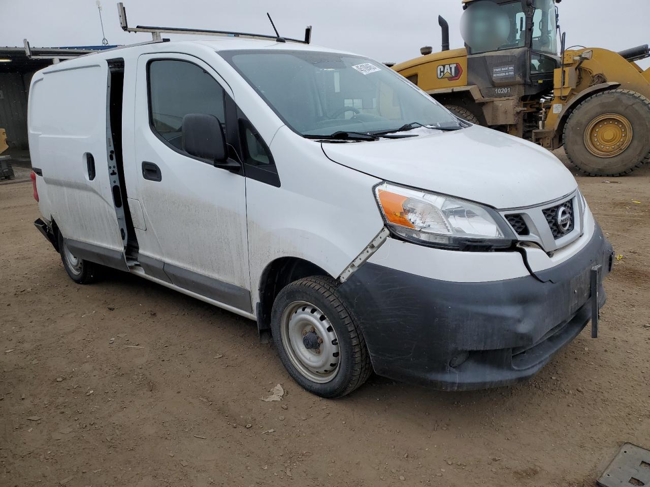 2015 Nissan NV - Image 4