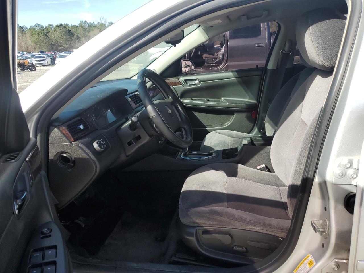 2012 Chevrolet Impala - Image 7