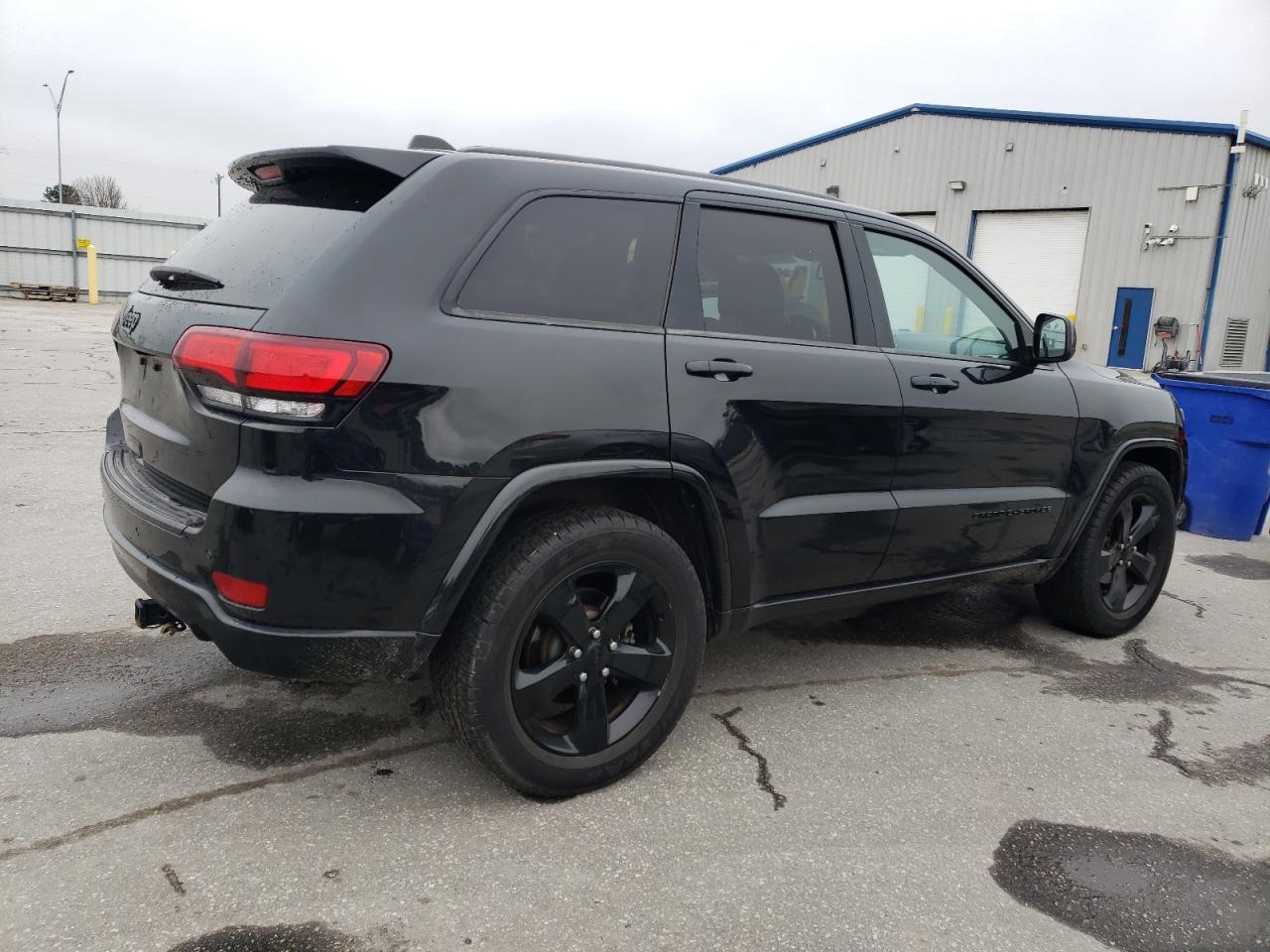 2015 Jeep Grand Cherokee - Image 3