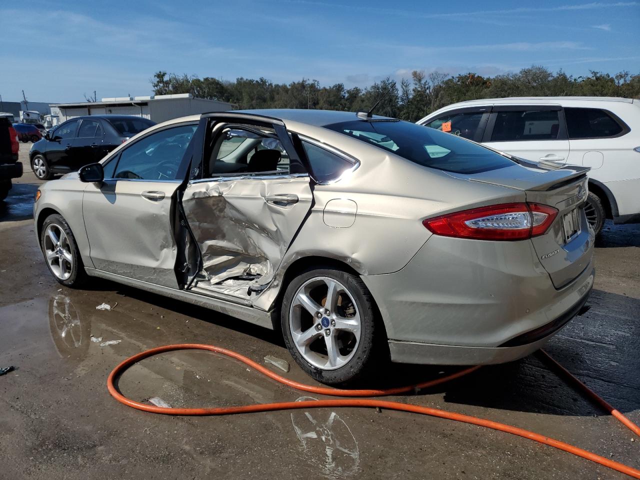 2016 Ford Fusion - Image 2