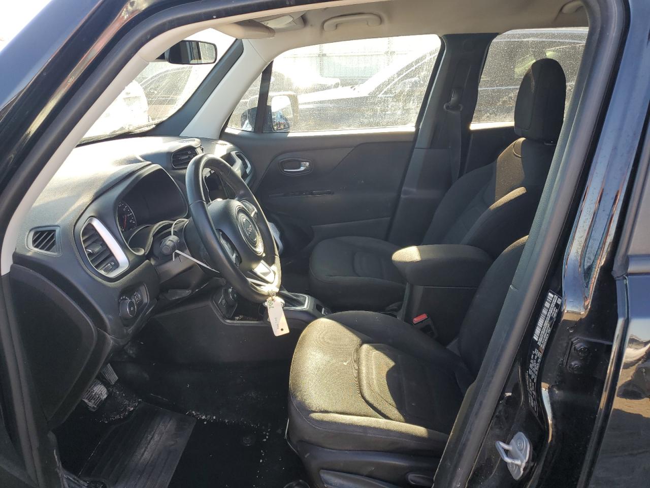 2018 Jeep Renegade - Image 7