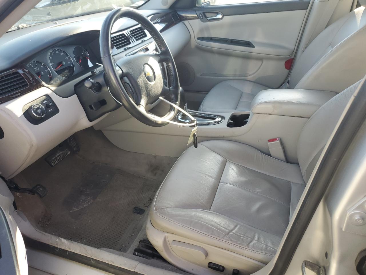 2013 Chevrolet Impala - Image 7