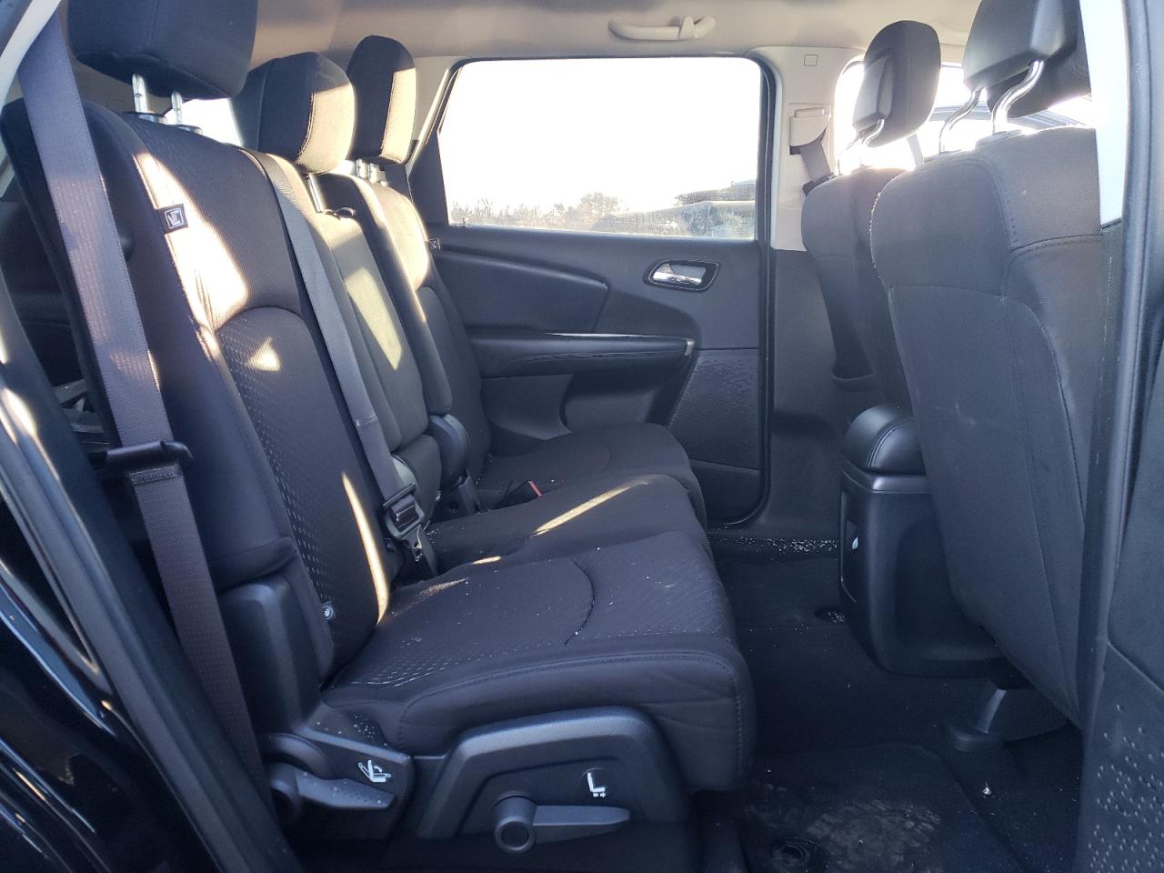 2017 Dodge Journey - Image 11
