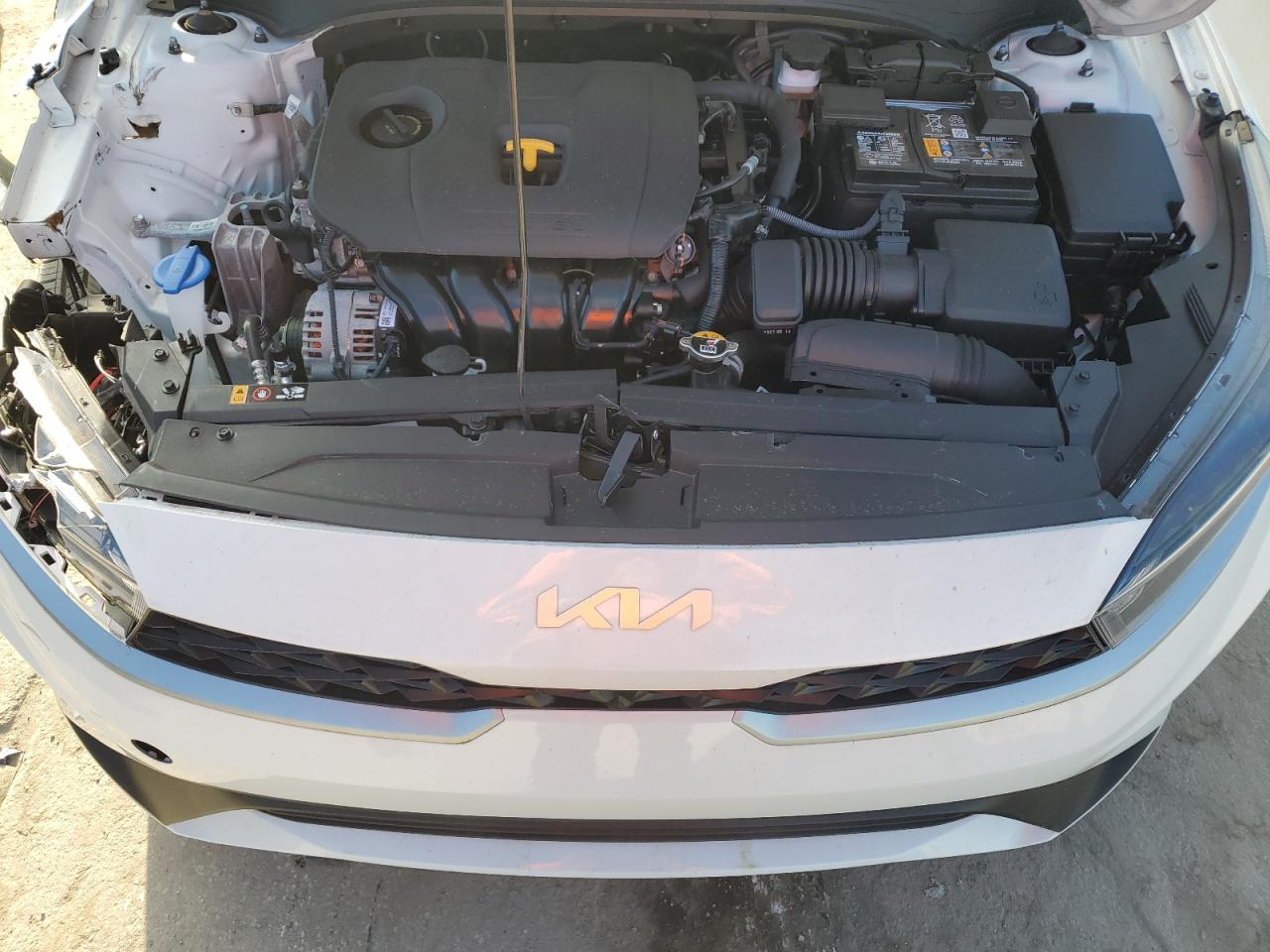2023 Kia Forte - Image 11