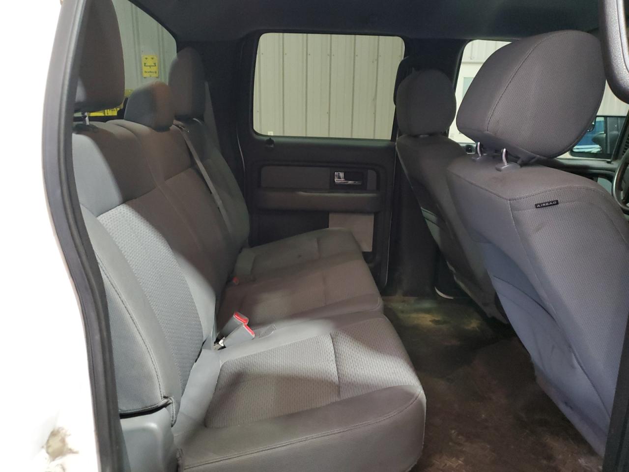 2013 Ford F-150 - Image 10