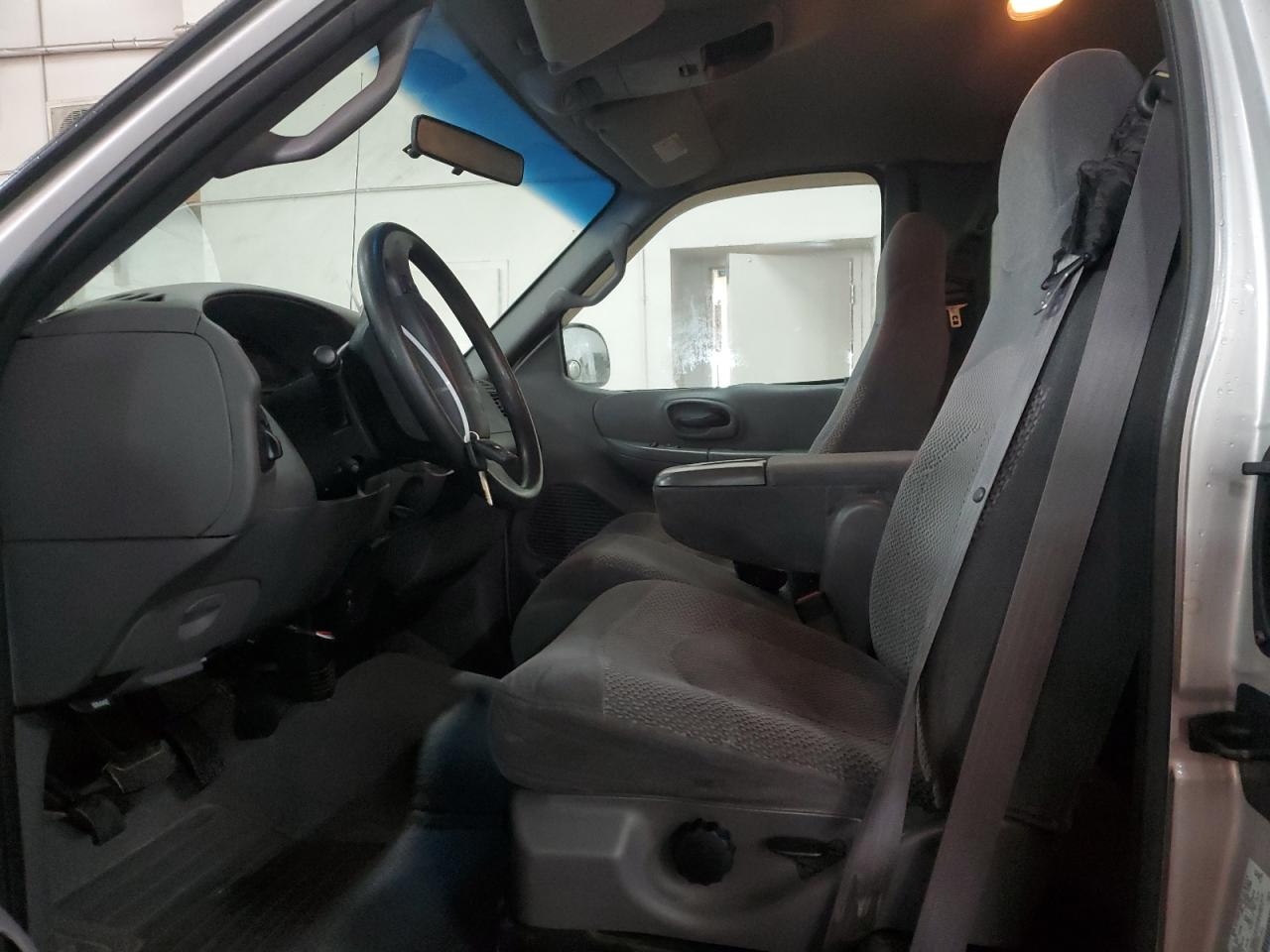 2000 Ford F-150 - Image 7