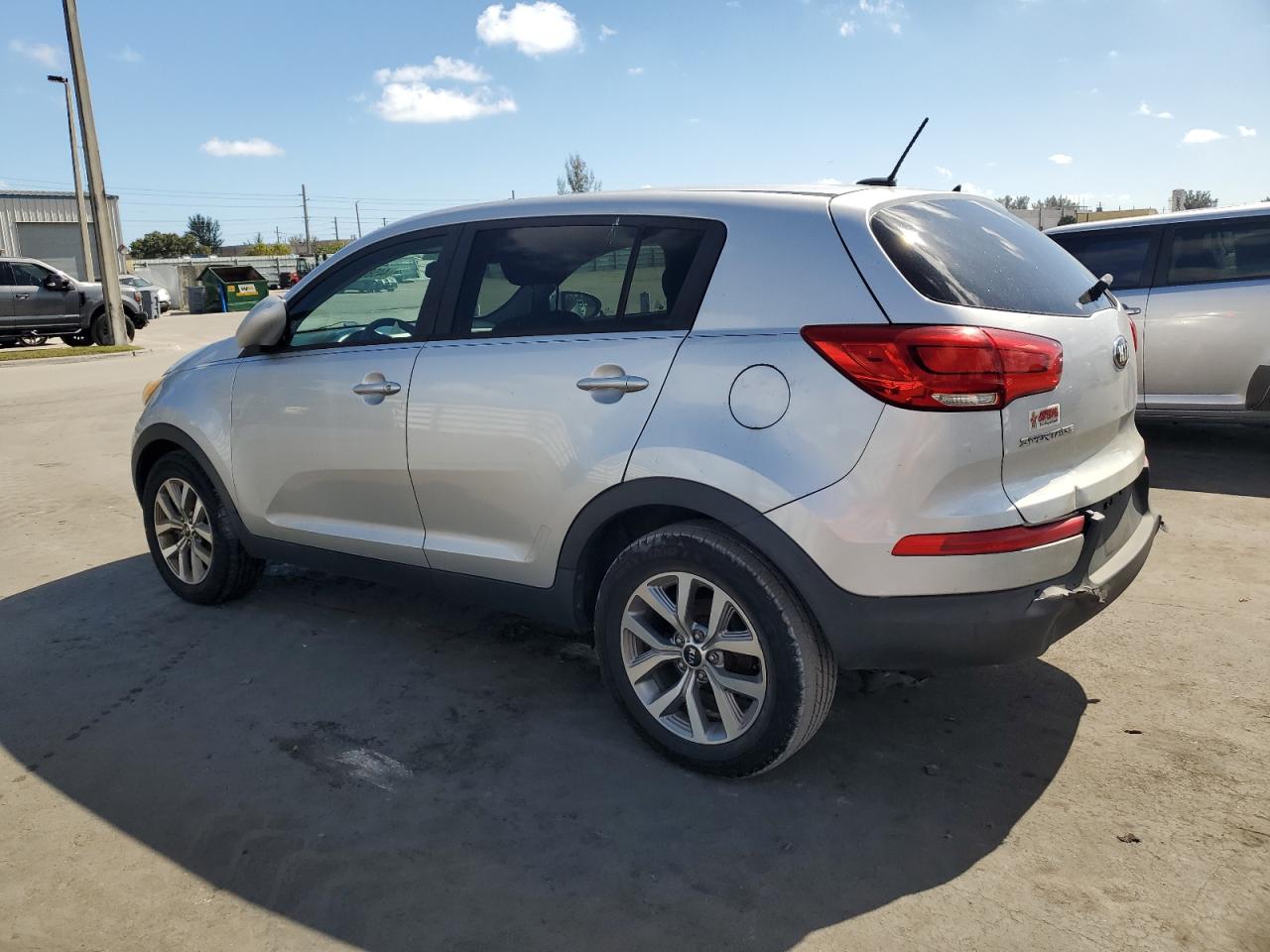 2016 Kia Sportage - Image 2