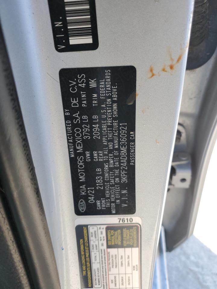 2021 Kia Forte - Image 12