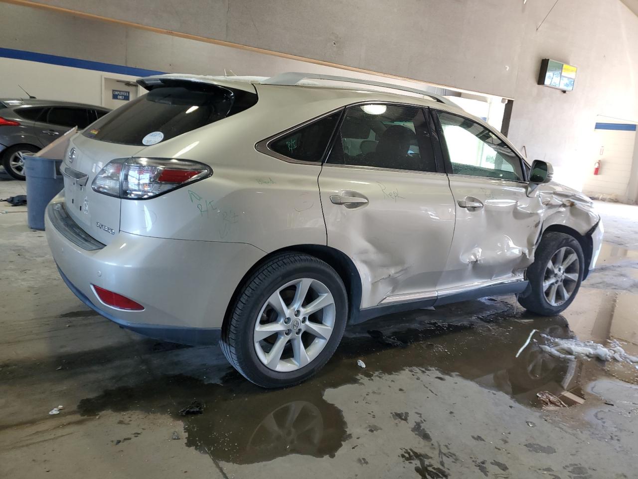2011 Lexus RX - Image 3