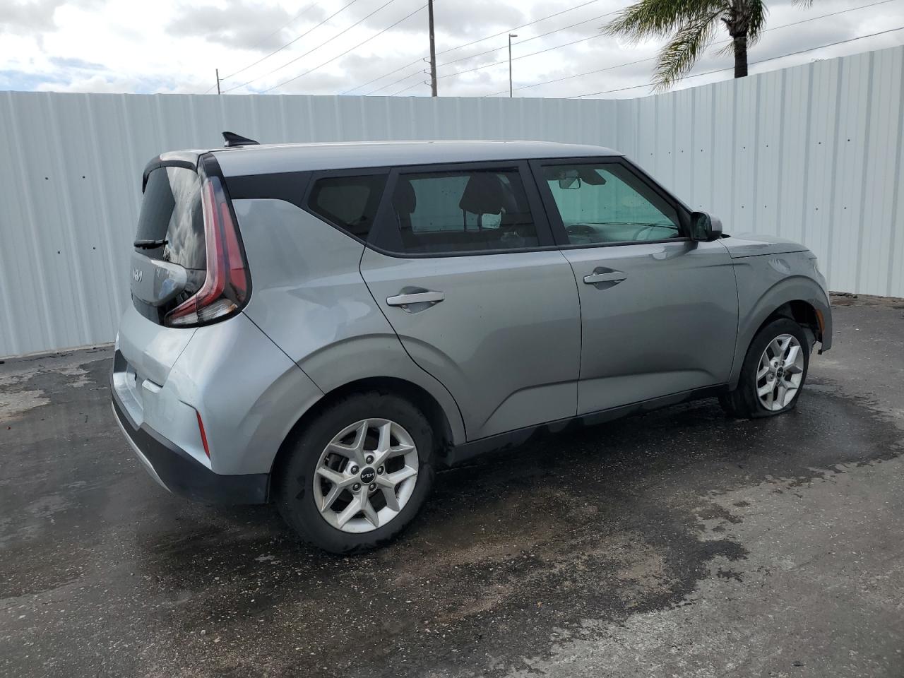 2023 Kia Soul - Image 3