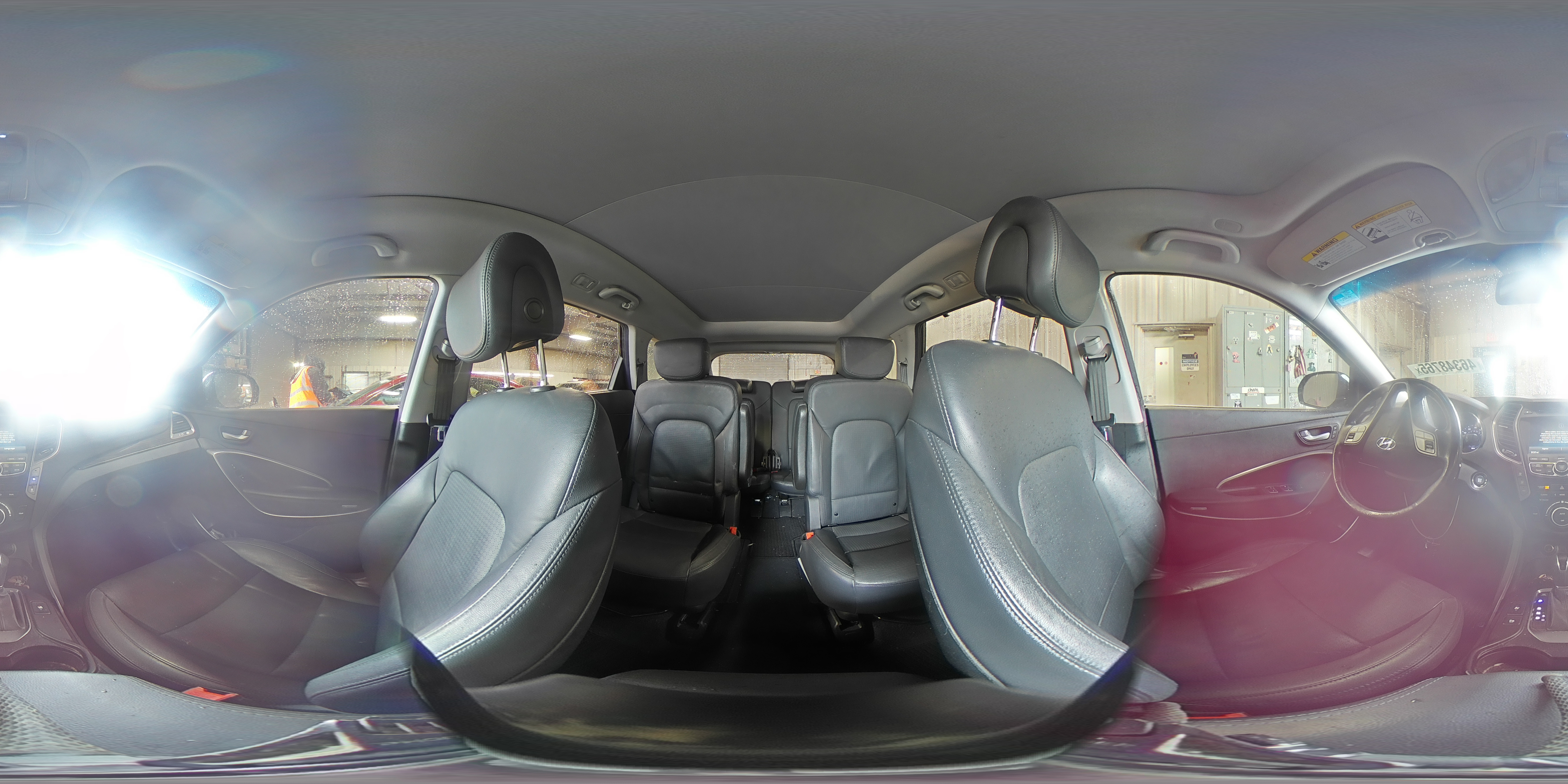 2014 Hyundai Santa Fe - Image 15