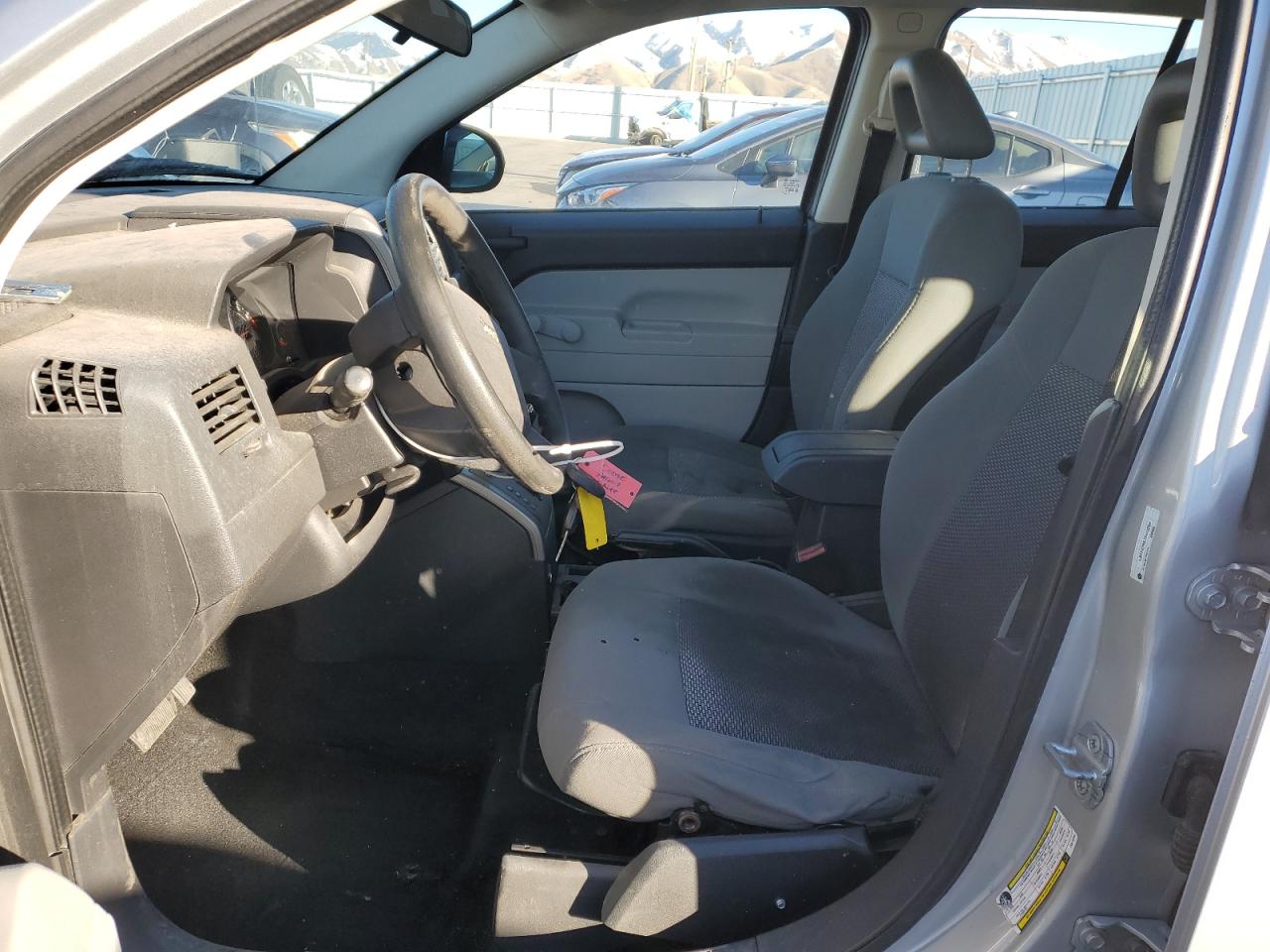 2007 Jeep Compass - Image 7