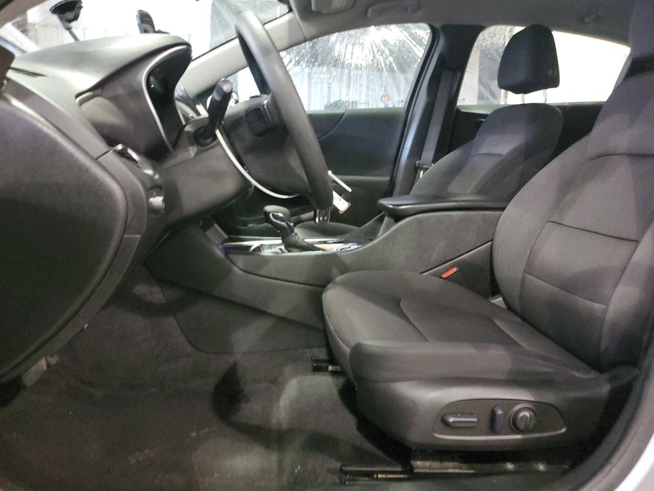 2022 Chevrolet Malibu - Image 7