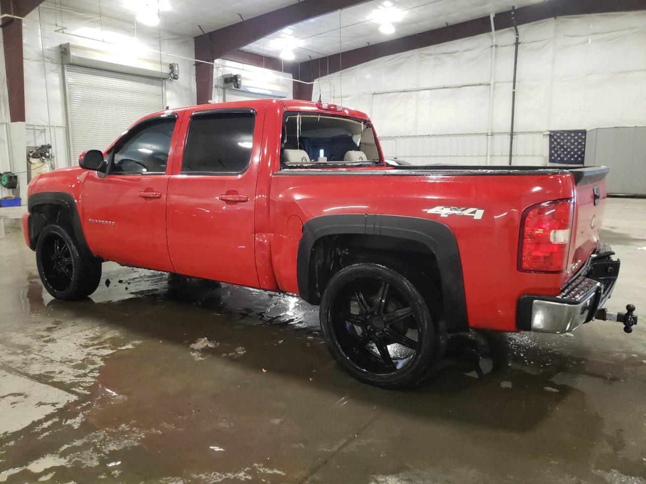 2012 Chevrolet Silverado - Image 2