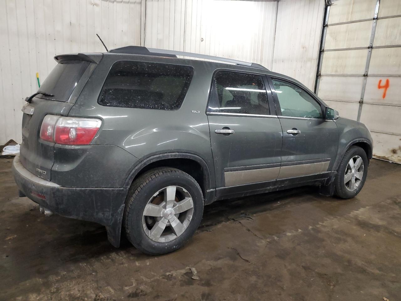 2011 GMC Acadia - Image 3