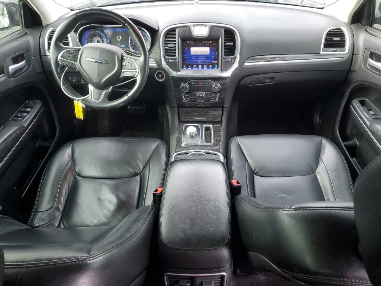 2016 Chrysler 300 - Image 8