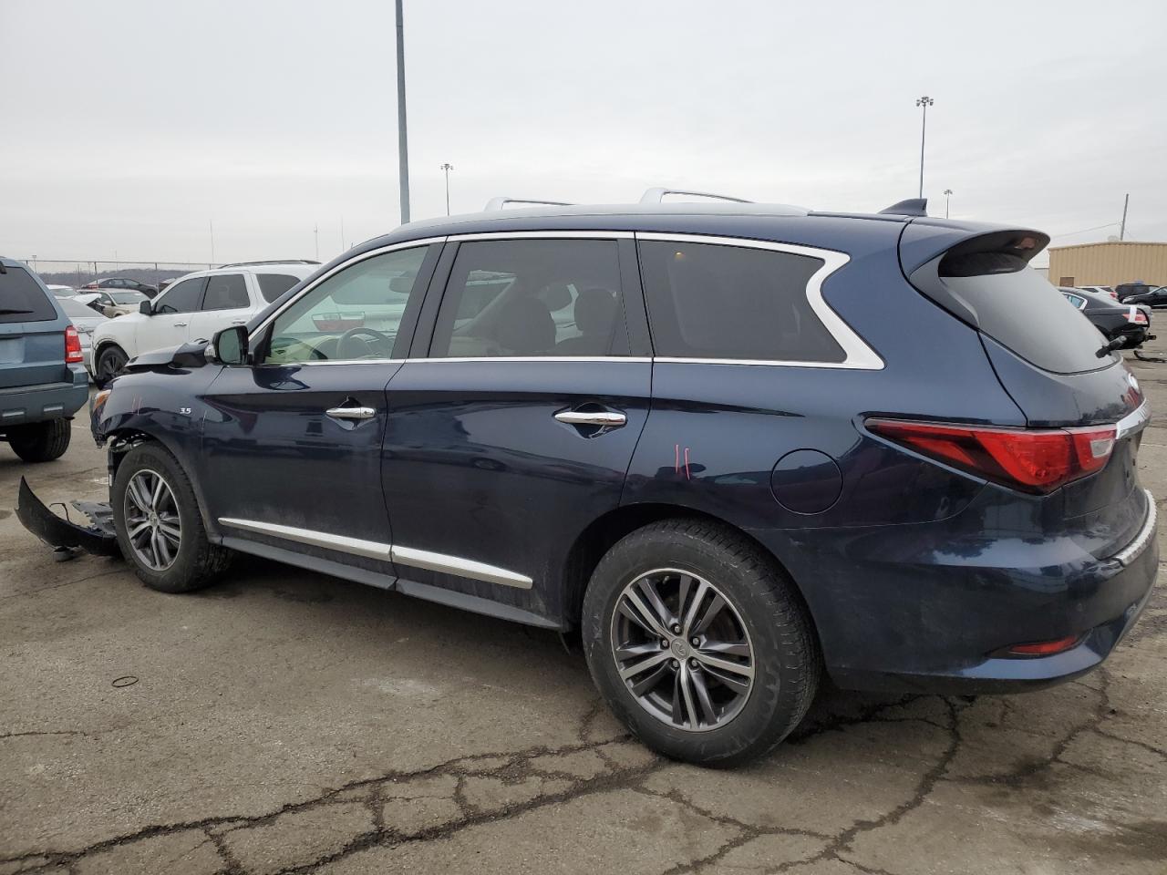 2017 Infiniti QX60 - Image 2