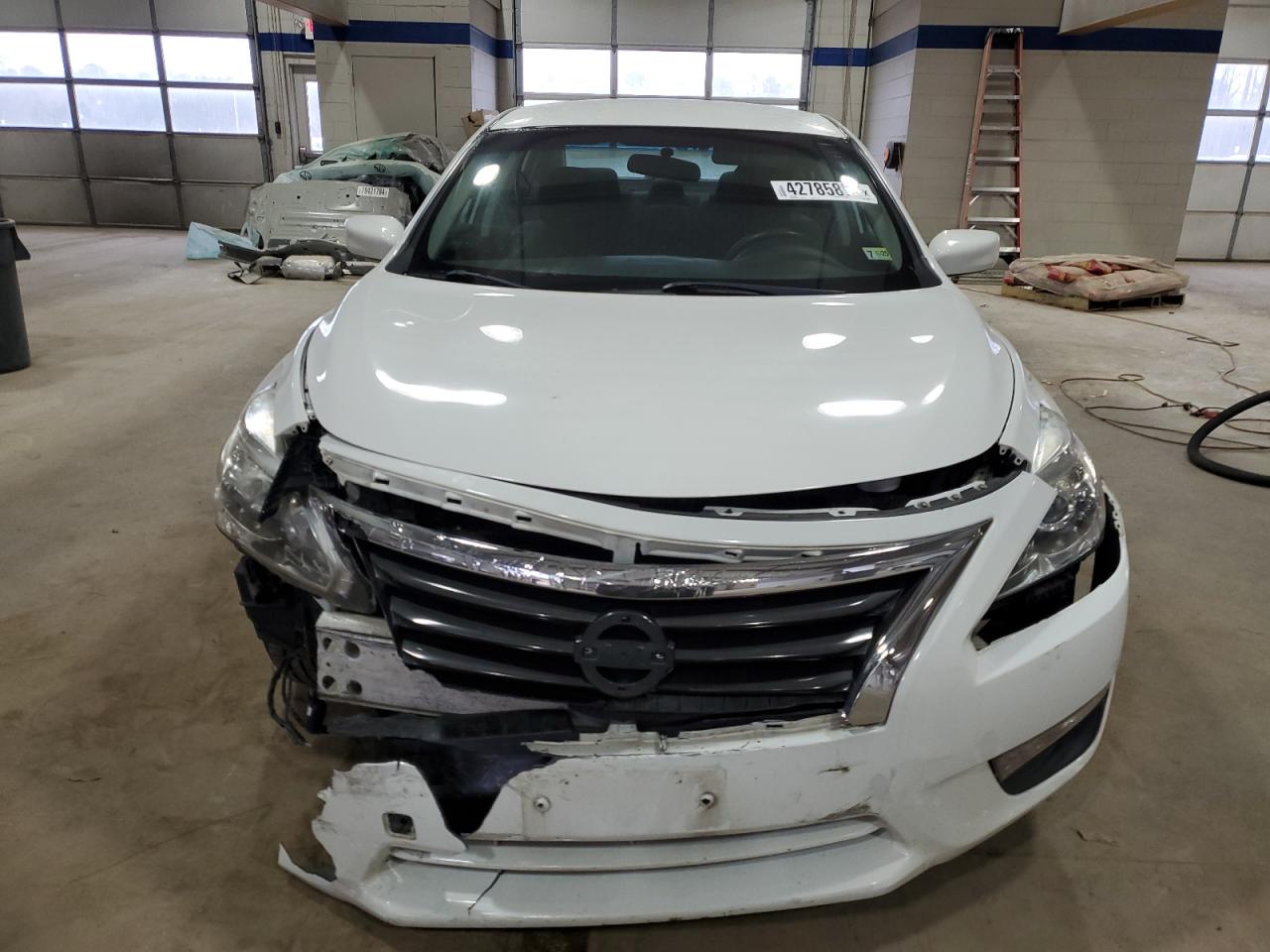 2015 Nissan Altima - Image 5